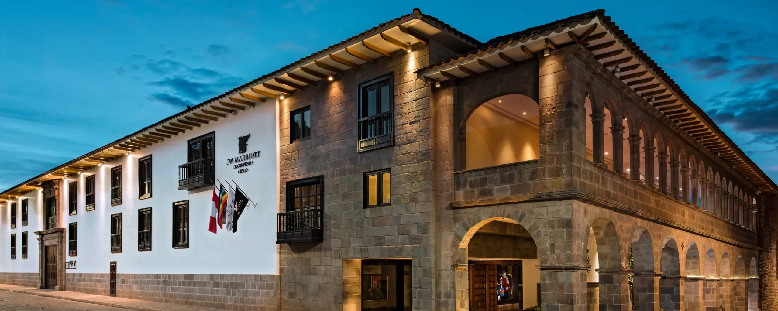 Cusco tours hotel pickup service for international travelers visiting Machu Picchu