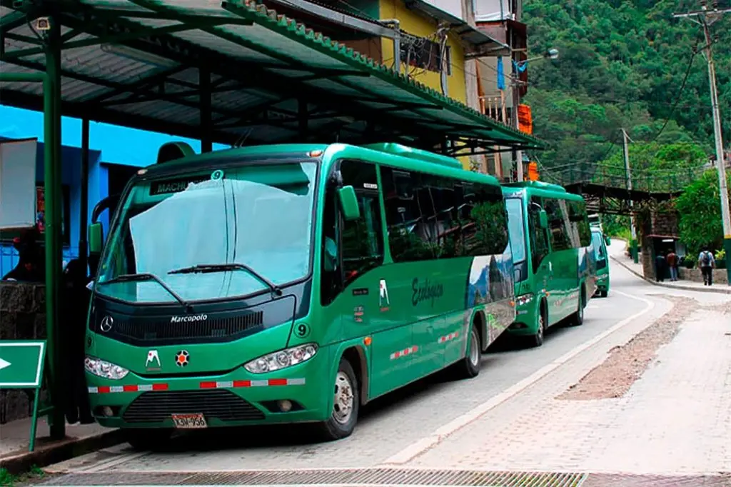 Official train prices to Machu Picchu and required booking documents for international travelers.